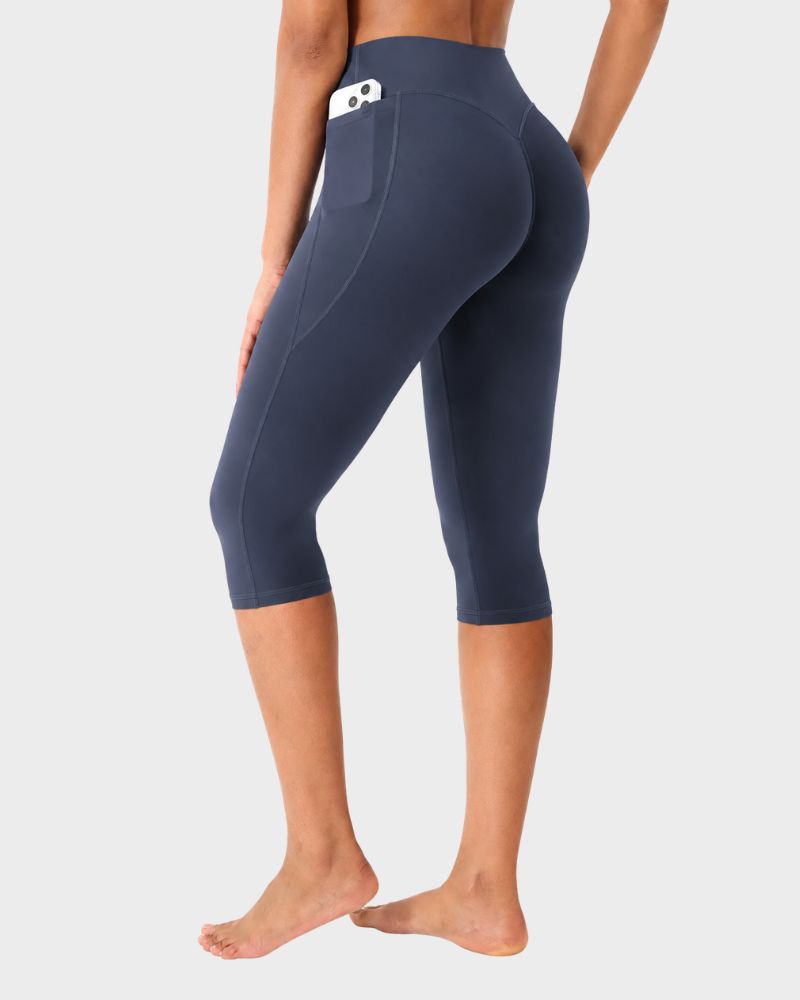 High-Waisted No-Front-Seam Scrunch Capri Leggings