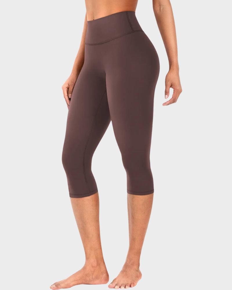 High-Waisted No-Front-Seam Scrunch Capri Leggings