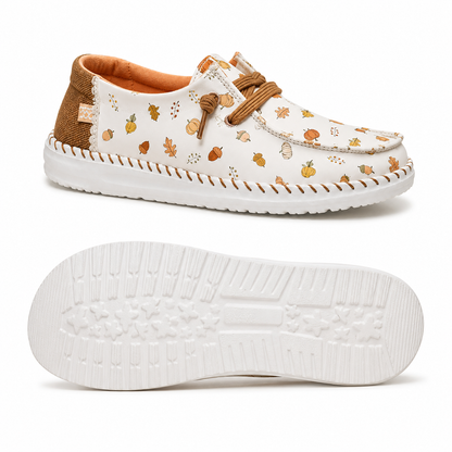Leichte Damen-Slipper mit Kürbis-Gewürz-Muster – Weiß/Braun